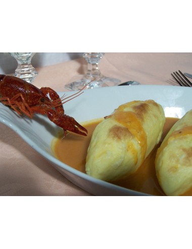 Quenelles de Brochet sauce Nantua
